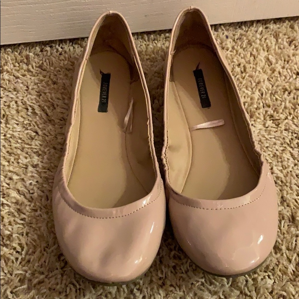 Nude flats